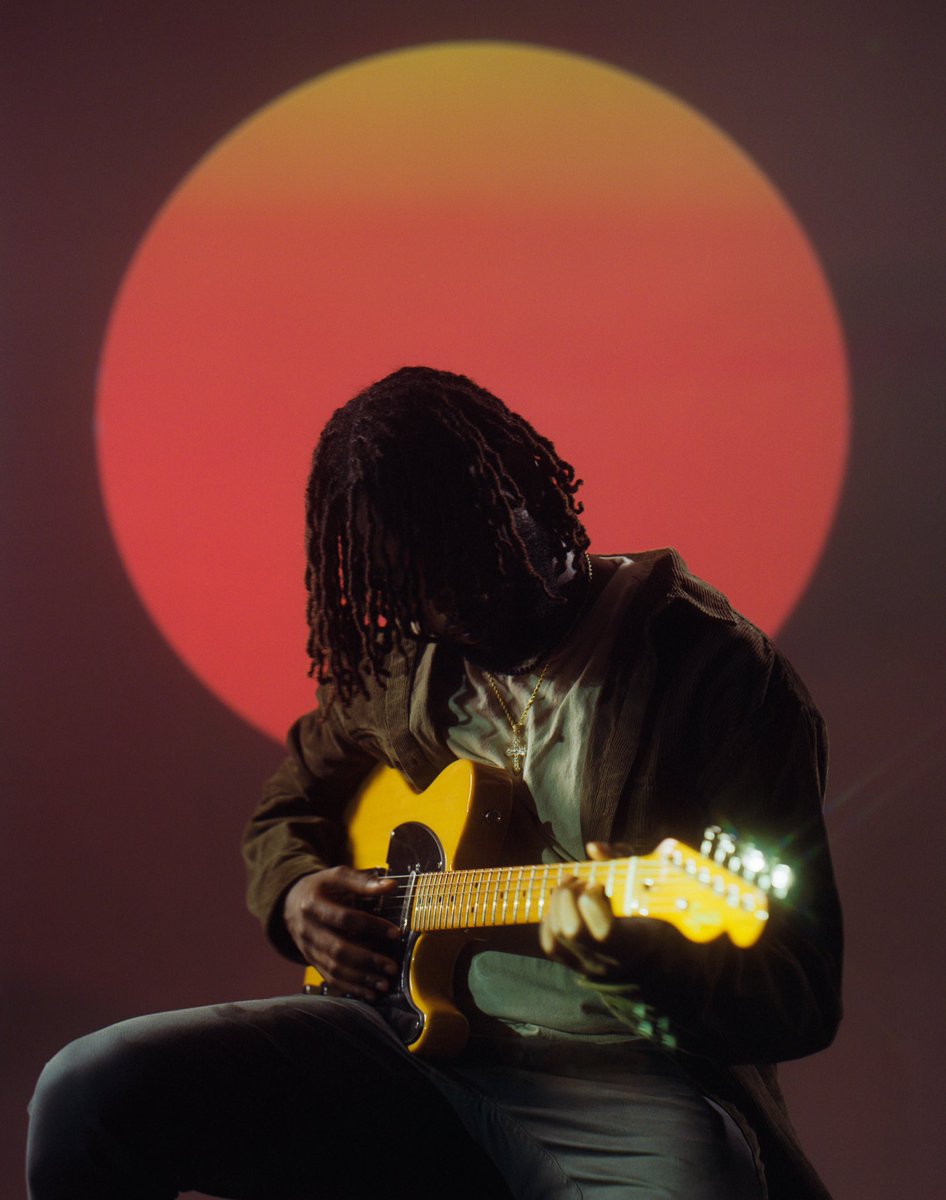 Kyohnam1's tweet photo. Studio portrait with Damani #madewithkodak #portra400 #pentax67ii #mediumformat #film #120mm https://t.co/fBjtTjvEzf