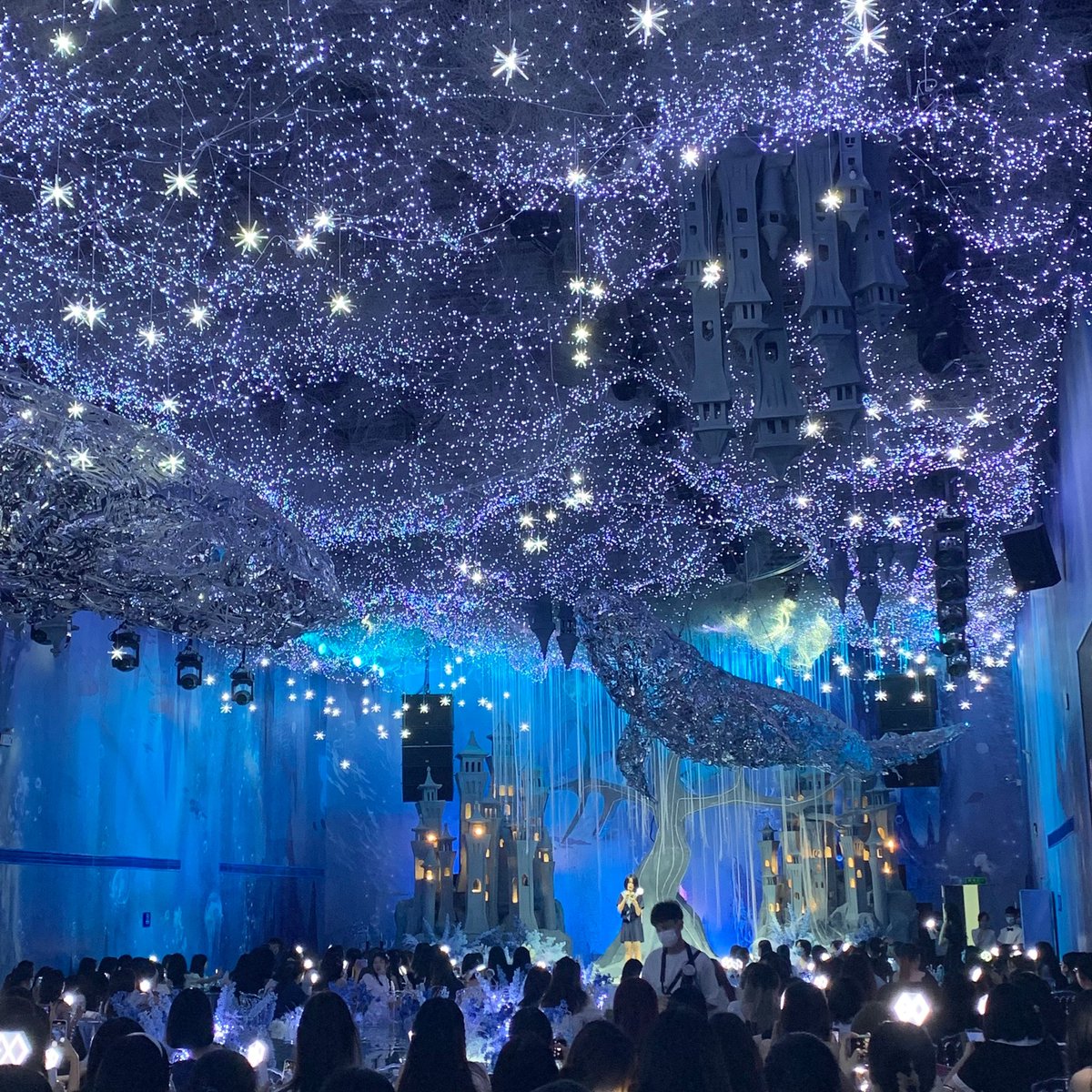 hiyeoliekuu's tweet photo. Happy Anniversary 8th EXO-L!!!!
Sumpah exobar bikin project ngga tanggung tanggung sih gila mantep banget saking sayangnya sam exo exol
L1485 FOR LIFE
#ExoBar
#HappyEXOLDay
#EXOLoveTurns8
#8finityWithEXOLove
@weareoneEXO
#weareoneEXO
#weareoneEXO https://t.co/YdAfHup3ju