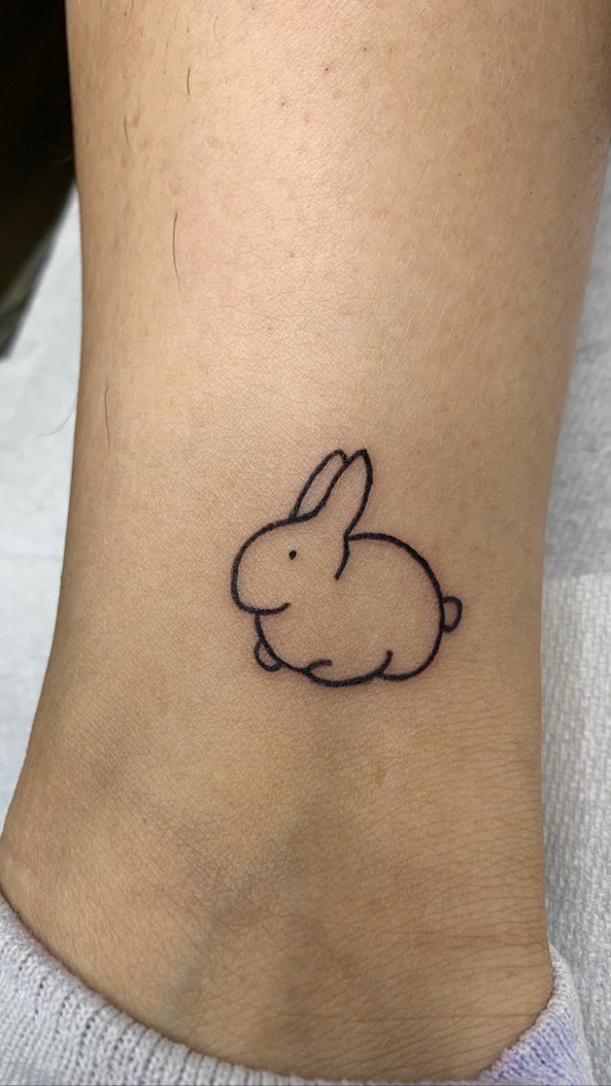 juanituhhh's tweet photo. some cuties from yesterday 💗✨
**booking for next week, dm me 🫶🏽**
-
#tattoo #oldschool #tattoolife #tattooapprentice #arlington #agg #arlingtontexas #texastattoos #arlingtontatts #arlingtontattoos #classictattoos #flash #bishopwand #kwadronneedles #kwadron https://t.co/CwV9k0bumK