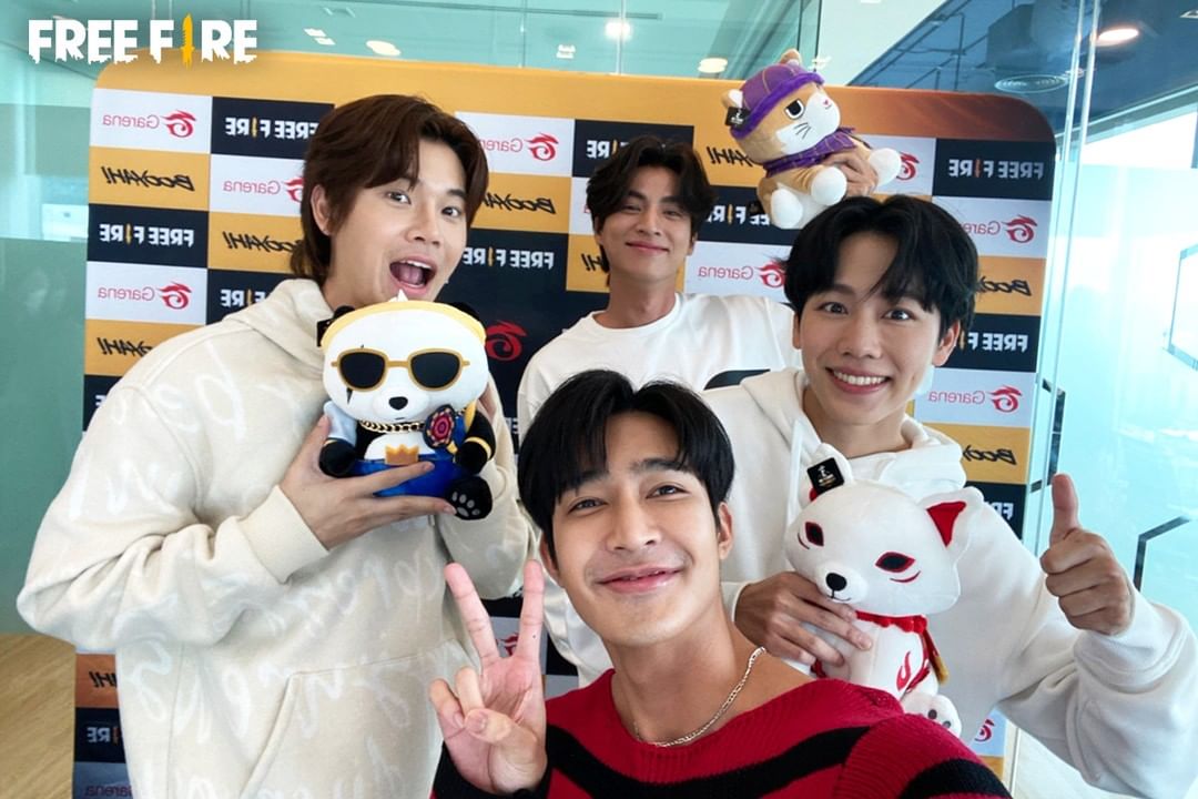 EarthMix_Story's tweet photo. Free Fire call with you 💕
#FFCallWithYou
Cr: @freefireth
#EarthPirapat
#EarthMix
#EarthMixStory https://t.co/Hr4c7zlu4A