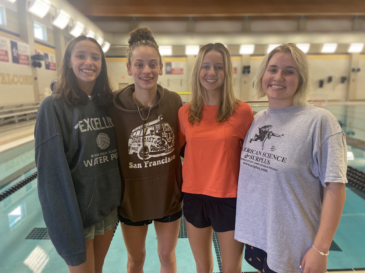 densilva02's tweet photo. Foster’s girls water polo team is one of the best in the state. The Falcons placed third last season, three years after winning state. This year’s team is led by, from left to right, sophomore Kinley Niles, senior Lola Trujillo, sophomore Emma Woods and senior Dalia Kohn. https://t.co/A8A9ZltK4u