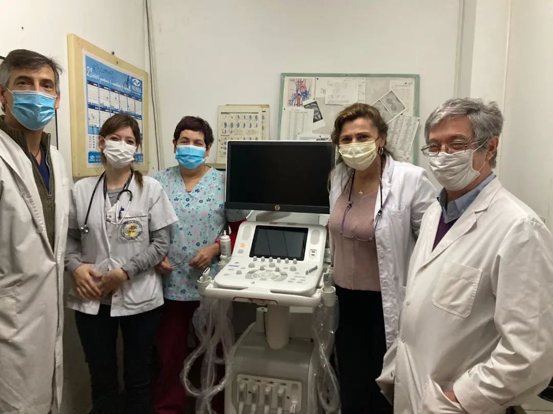 HospitalesBAP's tweet photo. El Hospital Magdalena V. Martínez de #Pacheco suma nuevo ecógrafo para realizar ecocardiogramas neonatales y pediátricos.👶🏻👧🏼

ℹ️ La aparatologia permitirá reducir las demoras para evaluaciones neonatales que requieran intervenciones cardiológicas complejas. https://t.co/2hWSFz40mM