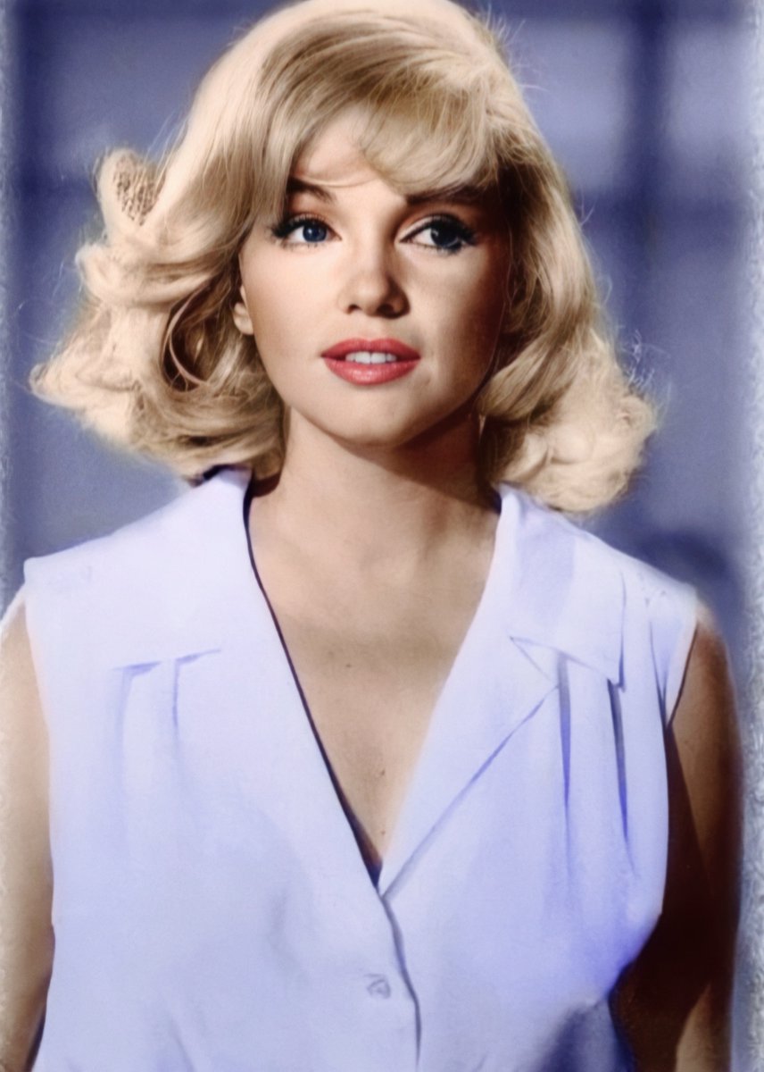 CharlesCasillo's tweet image. Celebrating the life, legacy and beauty of Marilyn Monroe on the 60th anniversary of her death.
But she never really left us.