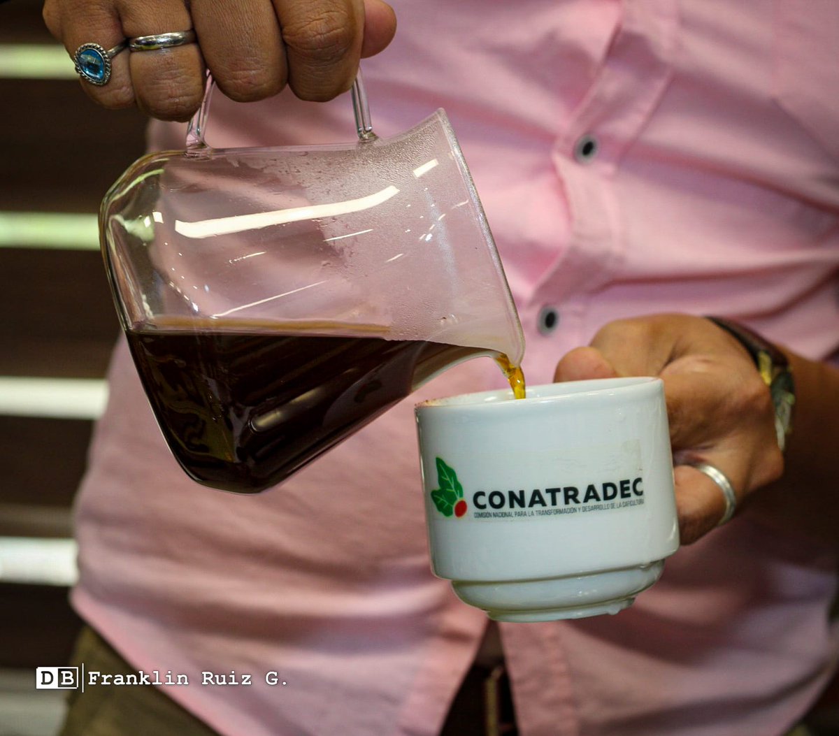 CristiamPrez's tweet photo. CONATRADEC realiza la Subasta Electrónica Internacional que promueve el prestigio del café nicaraguense, donde apostarán 64 empresas de 17 países.
#FuerzaDeVictorias https://t.co/9VUZlDmUlm