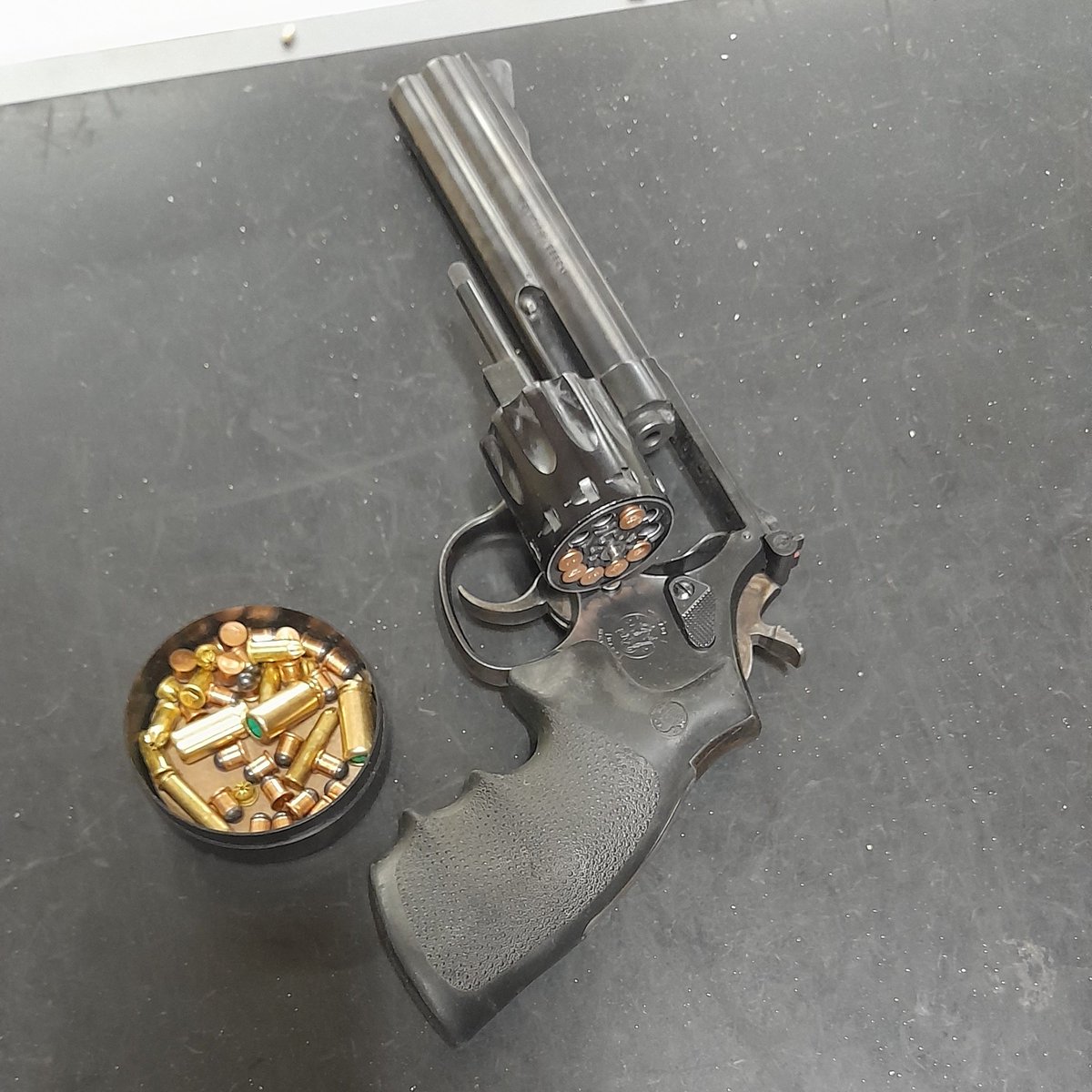 JanSuch6's tweet photo. GunCentrum
Gunsport #guncentrum #smithandwesson #22lr #22flobert https://t.co/gdWT5ngItr
