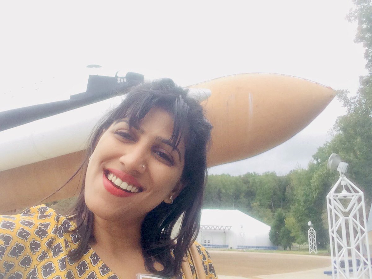 withoutthemind's tweet photo. Pondering over the origin of life,
the bond  Sushant n I  share transcends time and space; and it is this Quantum Entanglement (love) b/w Us which acts as strength fighting through me for Him… not for obtuse of minds &amp; hearts to grasp!
I share and love Sushant Love 4 Science https://t.co/0LtIedDjZS