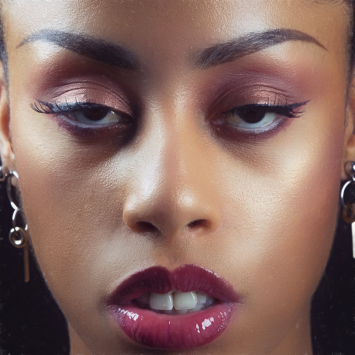 YoungArtRecords's tweet photo. The Remixed album is a whole new take on the slinky dance floor burners we all know and love from @Rochelle_Jordan’s “Play With The Changes”. Coming out September 16 🦋

https://t.co/SkQ3qG1PZa

Remixes by @Aquariusmusiq @KAYTRANADA @LSDXOXO_ @Machine_Drum @SangoBeats and more https://t.co/eaF2ipBSFy
