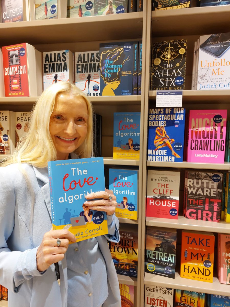 Big thanks to all the fabulous staff ⁦@DubrayBooks⁩ for letting me sign books today, the new store on Henry Street is amazing!! ⁦⁦@GillHessLtd⁩ ⁦@ZaffreBooks⁩ ⁦@mariagabriela47⁩ ⁦@SarahBauer5⁩