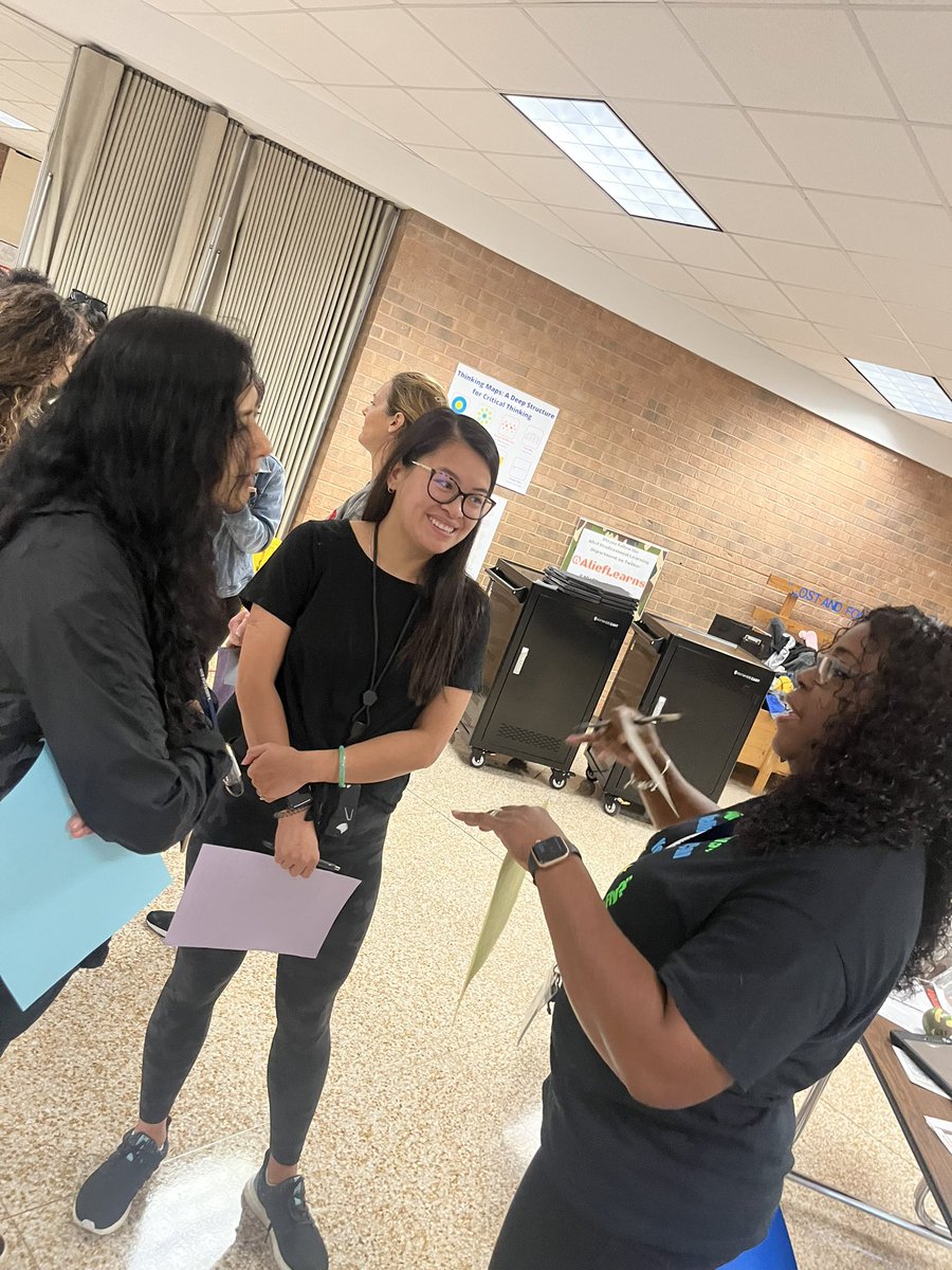 MsHannahRocks's tweet photo. Bootcamp Day 2 #Rigor @AliefISD #AliefBestPractices #AliefBootCamp @MahanayStars https://t.co/G6v5L75yws