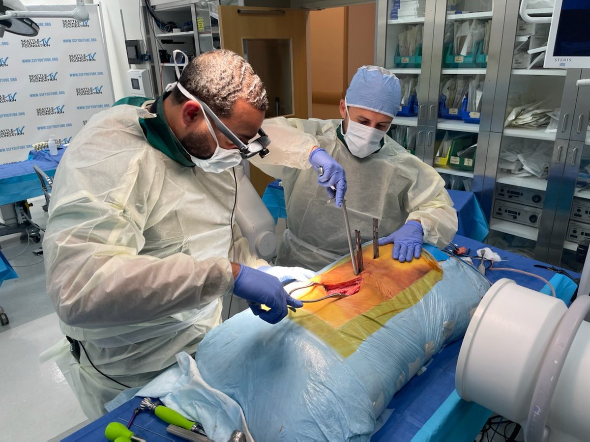 NuEyesTech's tweet photo. We had a great time last week testing our Pro 3 smart glasses with Andrew Fanous, MD, FAANS at a cadaver lab as he performed a posterior exposure and decompression procedure using @Silony_Medical  pedicle screws. The surgery was streamed using @blitzz_co powered by @SamsungUS! https://t.co/oq09W8SggE