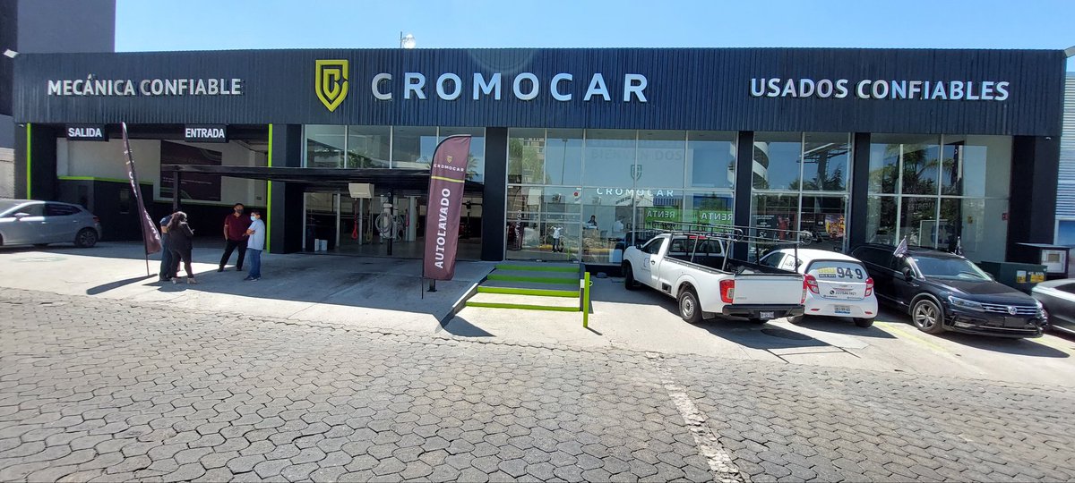 Oro_hits's tweet photo. #FelizTarde 🌞 #MelómanosDorados 🎶😎🎶 

Nos escapamos con el gran @fergarcicrespo 🧔🏻 a visitar  a nuestros amigos de #Cromocar 🏁 #LomasDeAngelópolis para tener listo el auto para el #FinDeSemana 😉😎

¡Síguenos por #FacebookLive 📺 o #Streaming‼️ 📻 https://t.co/dDUErD0c42 https://t.co/JmVUx1jfPp