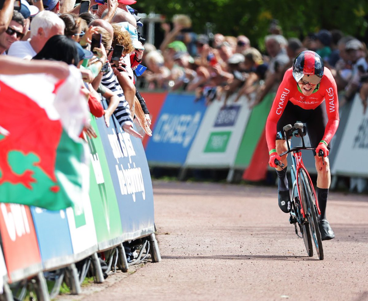 Geraint Thomas tweet media