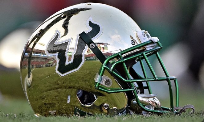 After a great talk with @CoachBahler and @CoachLovettUSF I am honored to receive my first D1 offer from University of South Florida🟢⚫️ @SumnerHSFootbal @AlonzoAshwood @USFFootball #AGTG