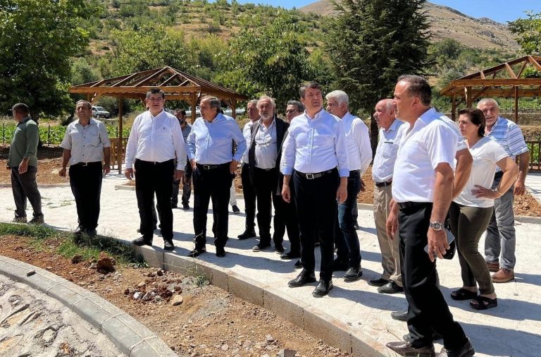 Cumhuriyet Halk Partisi Yerel Yönetimler Heyeti, CHP Yerel Yönetimlerden Sorumlu Genel Başkan Yard. Seyit Torun Başkanlığı’nda, TBMM Başkanlık Divanı Üyesi ve CHP Adıyaman Milletvekili Abdurrahman Tutdere ile birlikte Adıyaman’da bulunan vatandaşlarla bir araya geldi.
<a href="/avtutdere/">Abdurrahman TUTDERE</a>