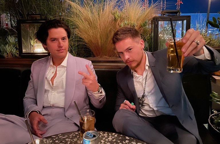 Cole Sprouse Brasil tweet media