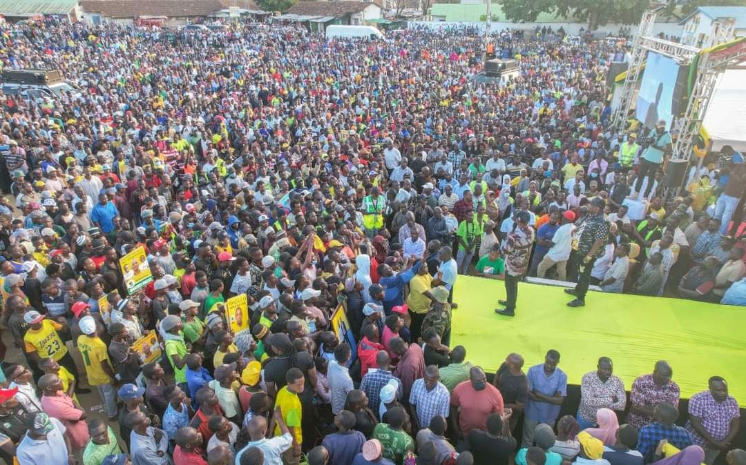 Mombasa has spoken, @KenyaKwanza all the way, @WilliamsRuto presidency is ripe!, No one can stop an idea whose time has reached! Today at Tononoka grounds! @FORDkenyaKE @anc_party @THEUDAPARTY @Hon_ChaguaRuto @MikeSonko
#Election2020 #peaceful2022electon