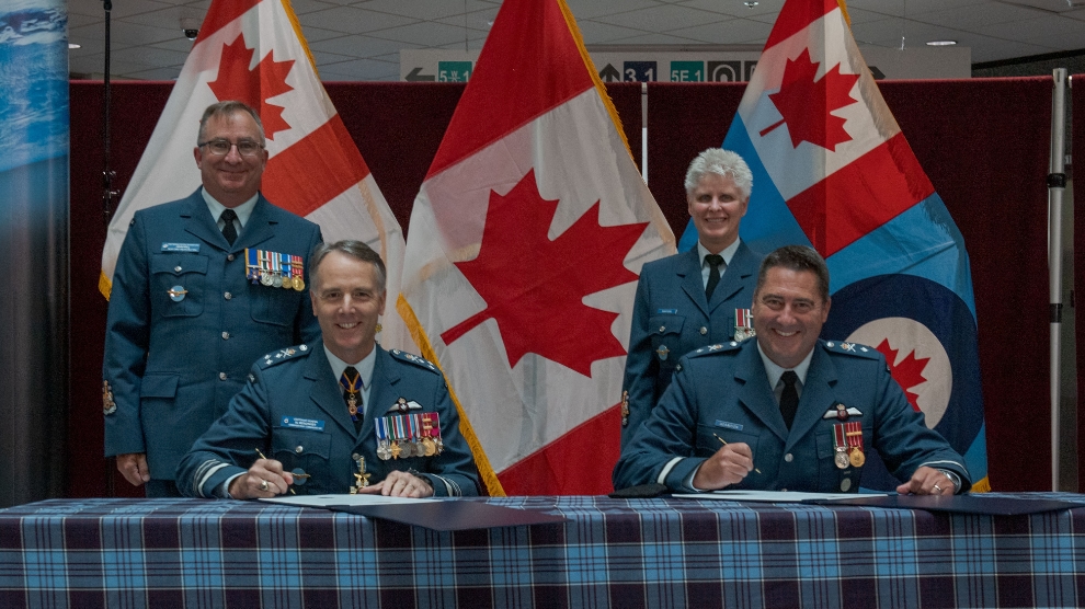 CanadaInSpace's tweet photo. Canada Gets Its Own ‘Space Force’ and more - https://t.co/SVWNZZU5qQ #spaceq #cdnspace #milspace #ULA #blueorigin #SLS https://t.co/UjEcf5F0Ci