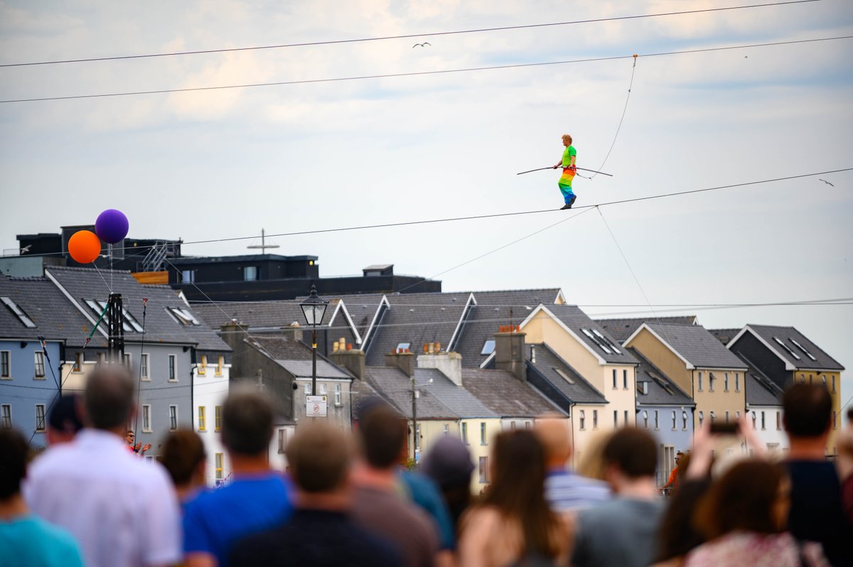 GalwayIntArts's tweet photo. We can't believe it's been nearly 3 weeks since Galway Community Circus put on the most thrilling of spectacles! 😱

We were so honoured to feature #LifeLine it at #GIAF22. Huge well done to @galwaycircus and all involved!

📷 Emilja Jefremova &amp; @declancolohan https://t.co/oxV8DjDf6a