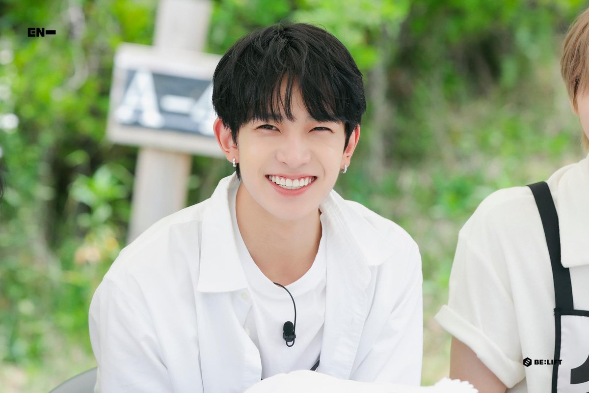 BabiloniaMoreno's tweet photo. Pensar en          →        Extrañar a           
Heeseung                      Heeseung
                                  
    ↑                                       ↓
Sonreír por         ←        Llorar por 
Heeseung          ㅤㅤ    Heeseung

#HEESEUNG #희승 https://t.co/8klIV07O4Z