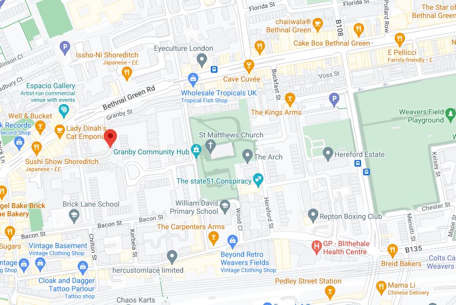 Twelve fire engines and around 80 firefighters have been called to a fire on Granby Street in #Shoreditch More information to follow