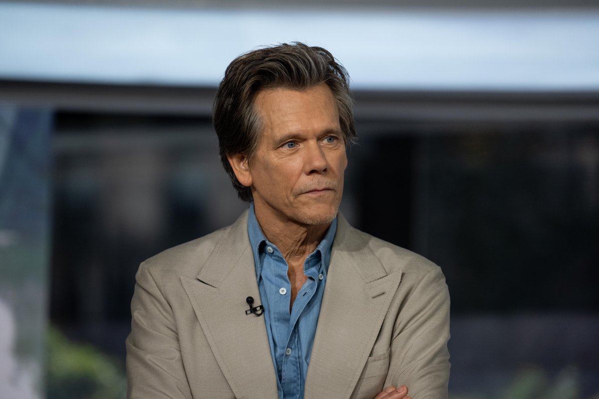 TODAYshow's tweet photo. Some of the #TheySlashThem stars joined us today 🤩  Thank you for coming in @TheoGermaine, @AnnaChlumsky, and @kevinbacon! 

#TheySlashThem is streaming August 5 on @PeacockTV. 

📸: Nate Congleton https://t.co/rEQweTxXSC