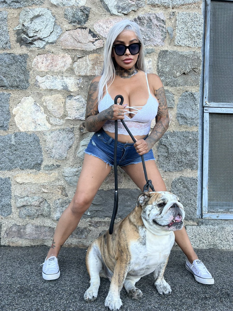 violethaze69's tweet photo. Any #onlyfansgirls from #Boston hit my inbox let’s make shit happen #girlpower #onlyfansgirl #onlyfans #latina #spanish #nsfw #nudes #Gorgeous #contentforsale #bulldog #Englishbulldog #beautiful #milf #thicc #thick #curves #curvey #curveygirls #sfs #onlyfanslatinas #onlyfansbabe https://t.co/VBwDbteCx3