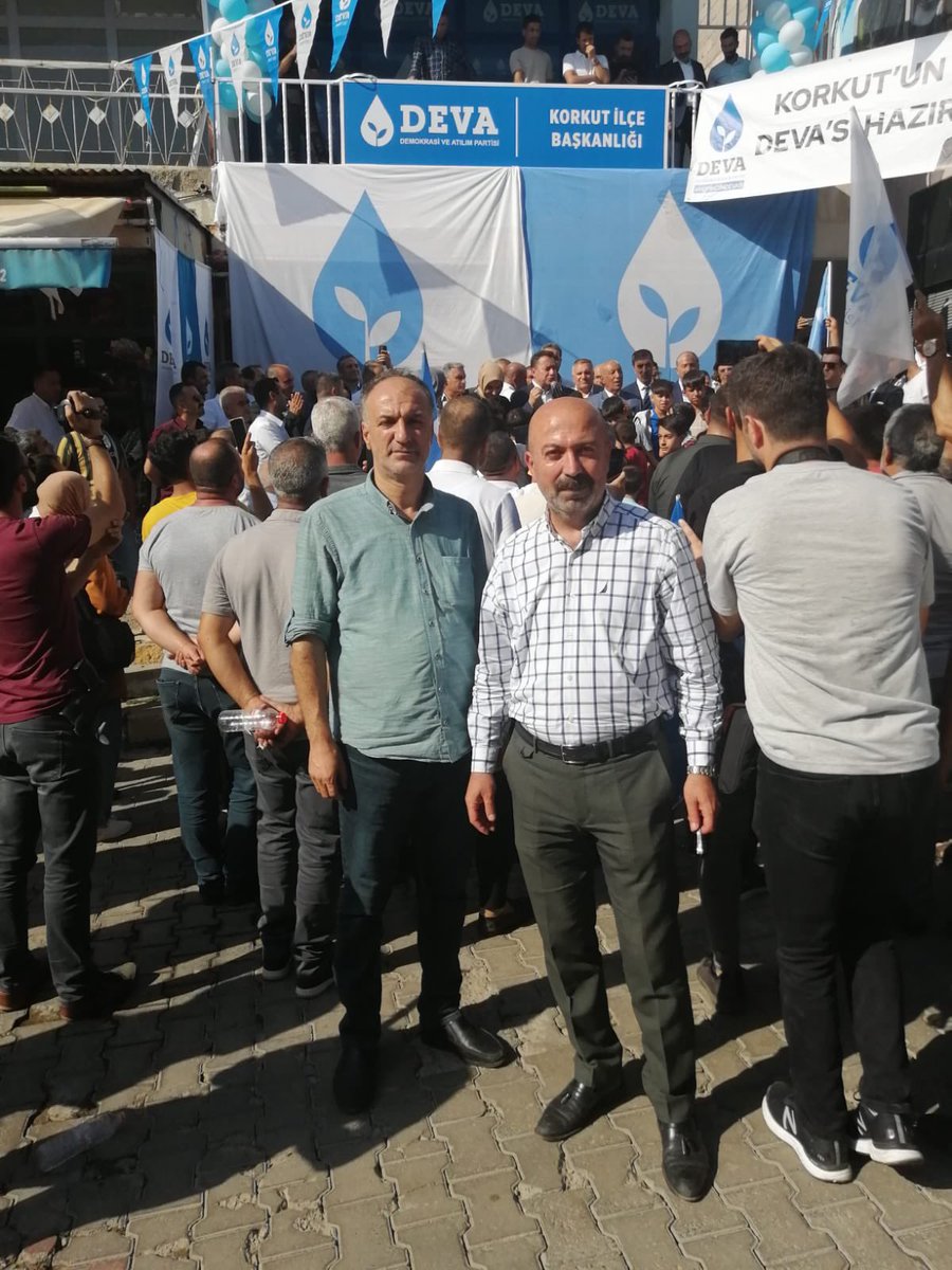 bitlis_genclik's tweet photo. @devapartisi Muş/Korkut’ta. Muş/Korkut ‘ta Deva damlaları sokaklara taştı. @fikretbakir13 @burhanaksoy @alibabacan @FeritEsmerGenc @IzzetAmat @GoldDavut @Bitlise_Deva @MusDeva https://t.co/xZ3YQ4iW38