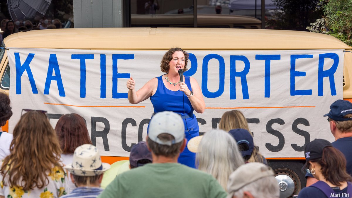 katieporterca's tweet photo. Thank you, Huntington Beach! I'm so grateful for everyone who turned out last weekend to learn more about how I'm pushing to lower costs for families and hold government and large corporations accountable. Our HB office is now officially open! Join us ➡️ https://t.co/0BaIW5lHa4 https://t.co/iWcJ6kDcoO