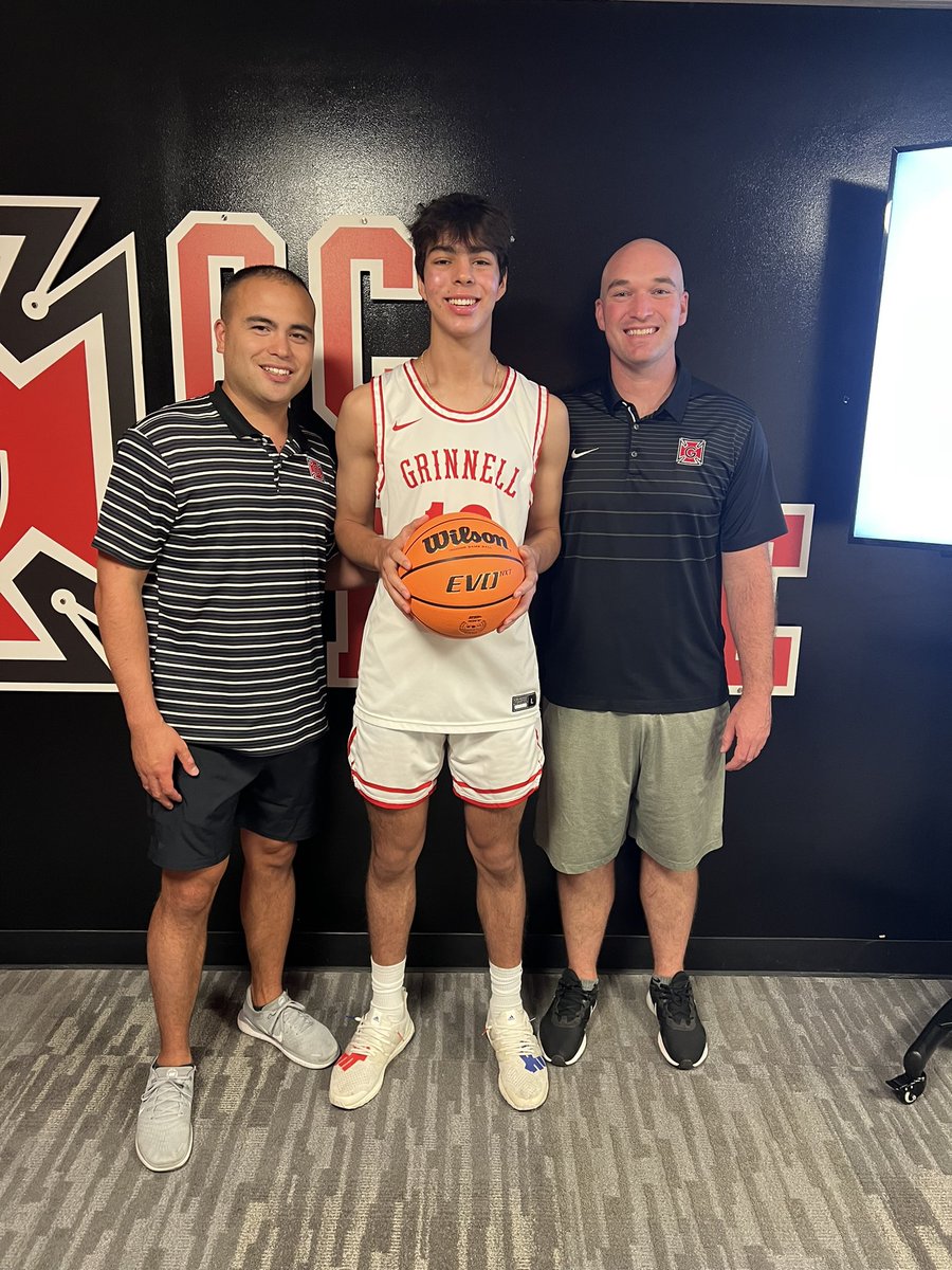 Ryan Tarighi tweet media