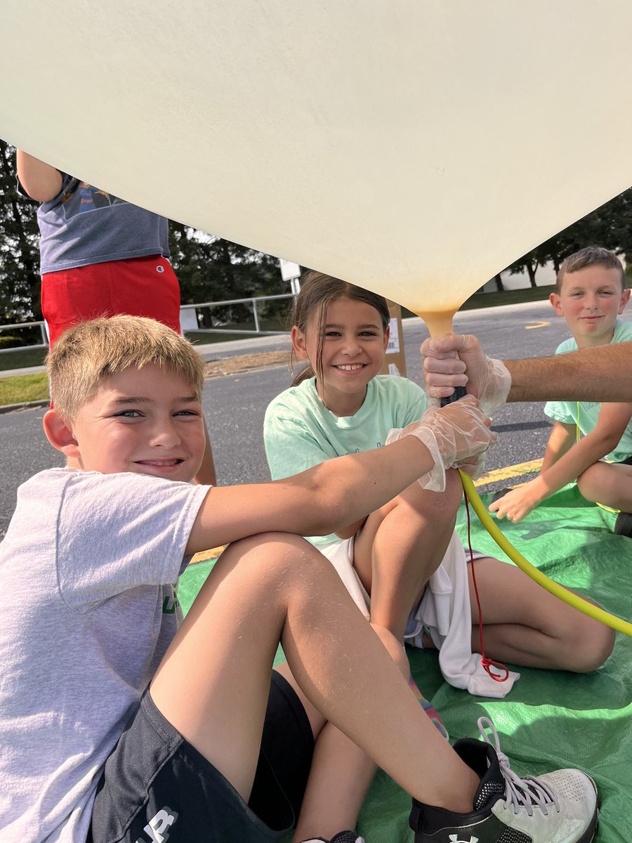 Mrs. King tweet media