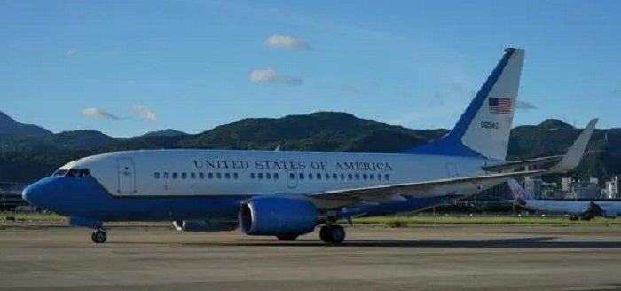 JagbaniOnline's tweet image. ਚੀਨੀ ਫ਼ੌਜੀ ਅਭਿਆਸ ਤੋਂ ਬਾਅਦ ਤਾਈਵਾਨ ਨੇ ਕਈ ਉਡਾਣਾਂ ਕੀਤੀਆਂ ਰੱਦ
jagbani.punjabkesari.in/international/…
#China #MilitaryExercises #Taiwan #Flights #Cancellations