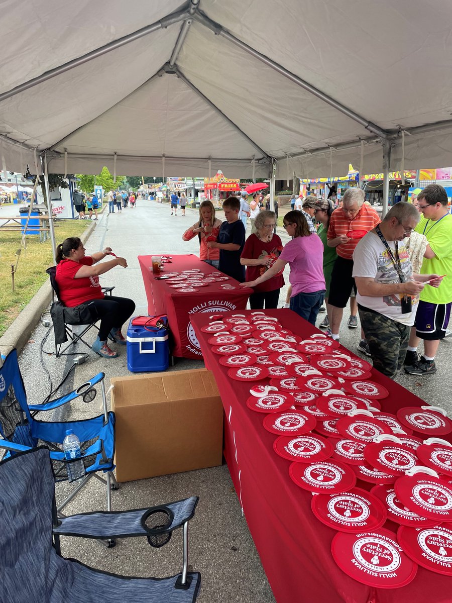 OfficialSOSIN's tweet photo. It was a little rainy to start, but now it's wonderful weather to come and see us at the @IndyStateFair. You can update your voter registration or the kiddos can enter our 'I Voted' Sticker competition! We'll be here each $3 Thursday! #VoteIN #indystatefair https://t.co/75YocdK91i