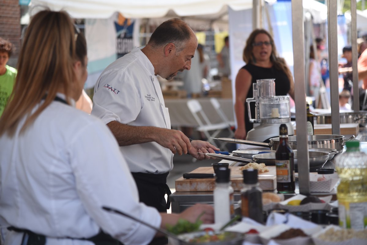 BostonSeafoodFest tweet media