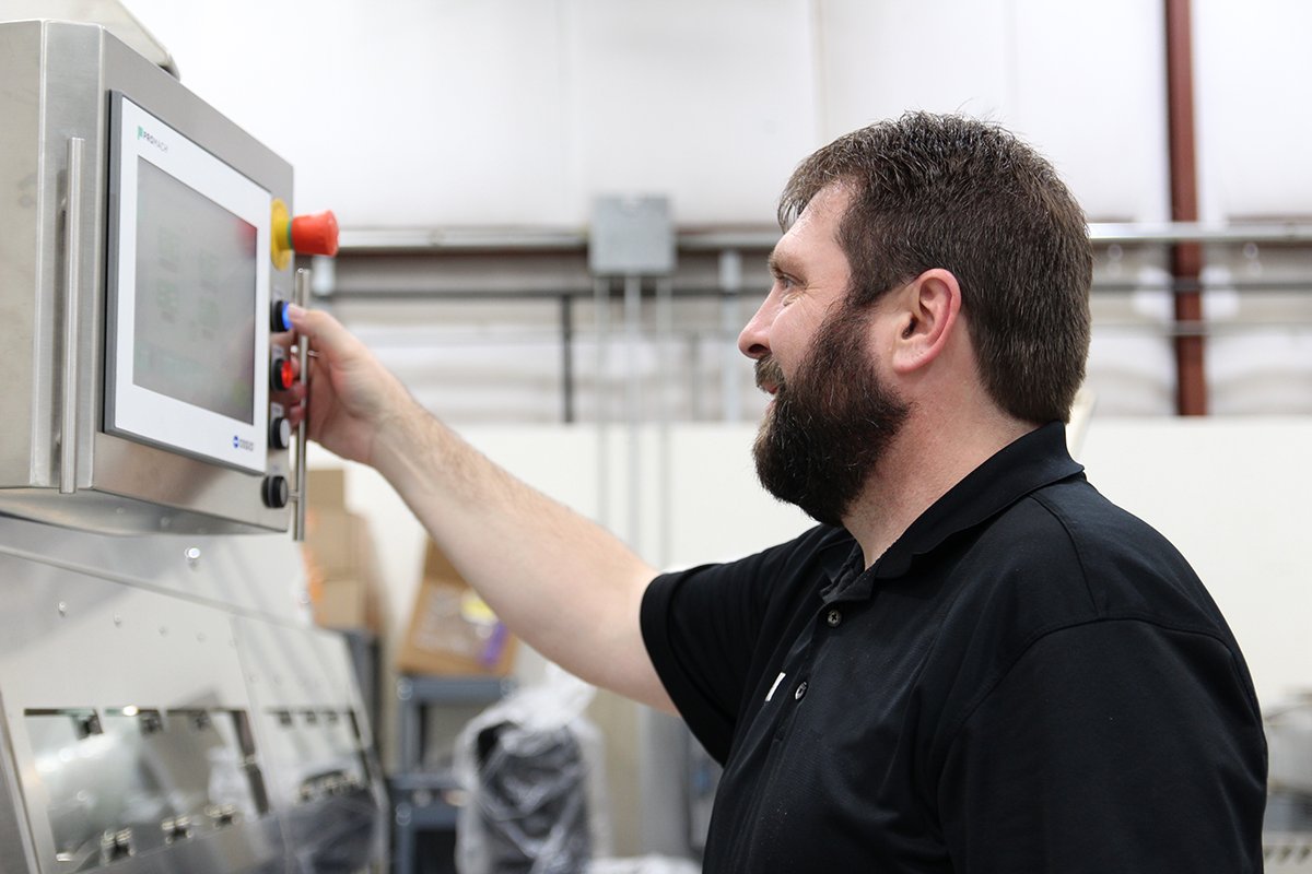 There's no monopoly on good ideas or limits to how far you can advance with our team. Check out our Field Service Technician posting and other available job details here: bit.ly/3Qi9Ivb #jobs #careers #manufacturing