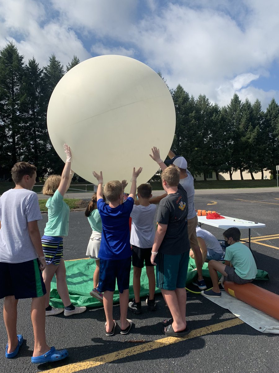 Sarah J. Hickle tweet media