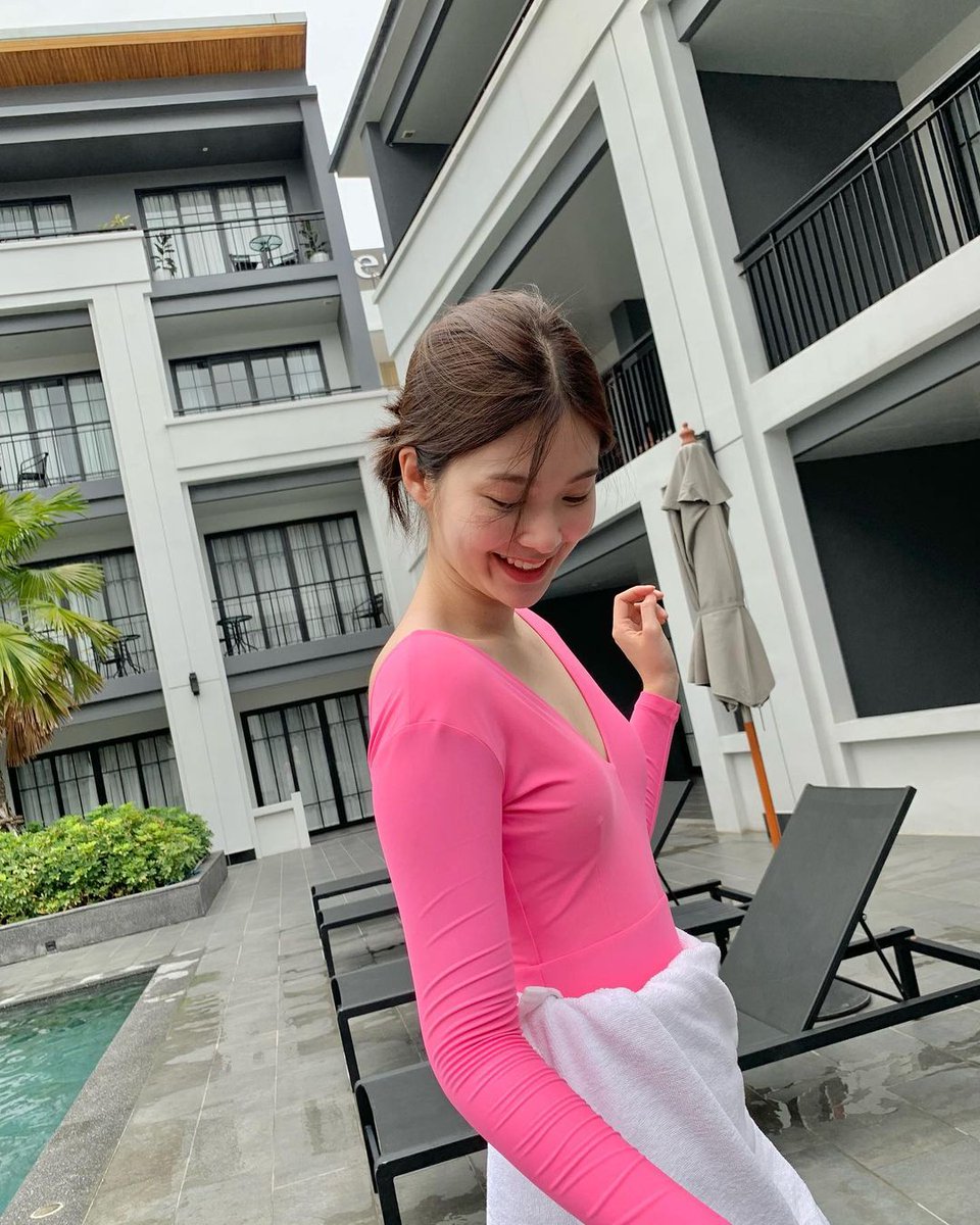 YNapattk's tweet image. Morning swim 😊🤣