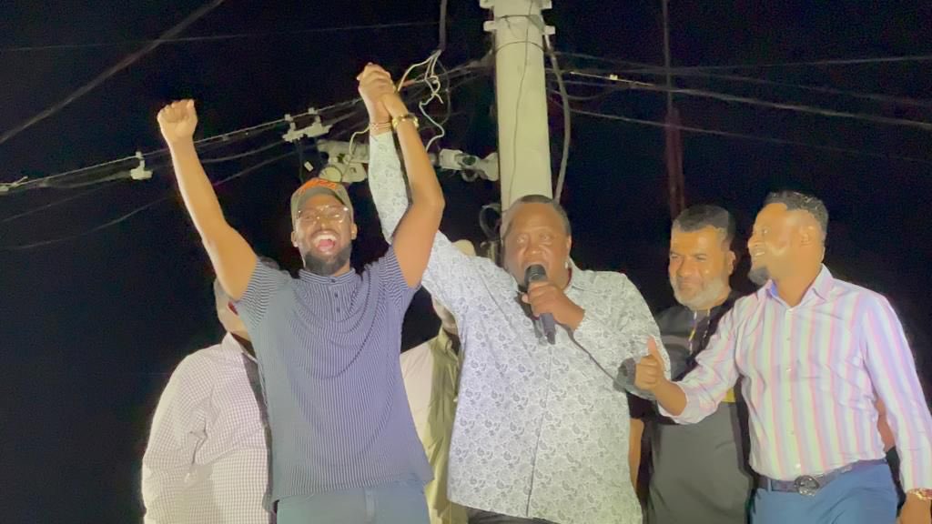 Watimz's tweet photo. The upcoming guy to watch in Mombasa politics. Old Town are lucky to have @HonAbdirahman_ being their representative. #AnzaFresh!!!! https://t.co/rRPw1Ap2bA