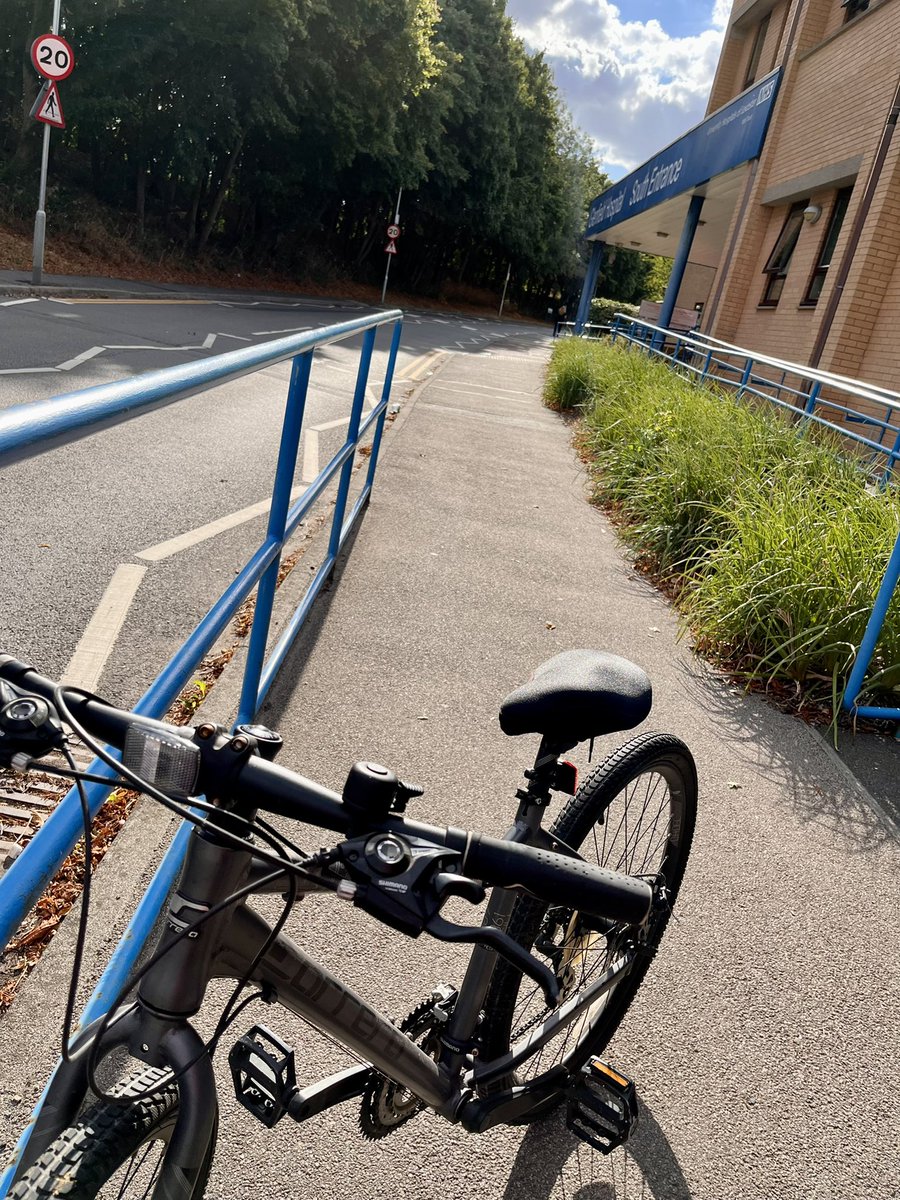 #C2WDLeicester 
🚲 Cycling to work at <a href="/Leic_hospital/">Leicester's Hospitals</a> for Cycle to Work Day 2022

🚨 Chain will come off at worst time
🚨 You’ll really want Hinckley Road resurfacing 
🚨 My speed akin to that of ➡️🐌😒
🚨 May really enjoy it 👀 🚲 🚲 

We love cycling 🚴- give it a go if you can