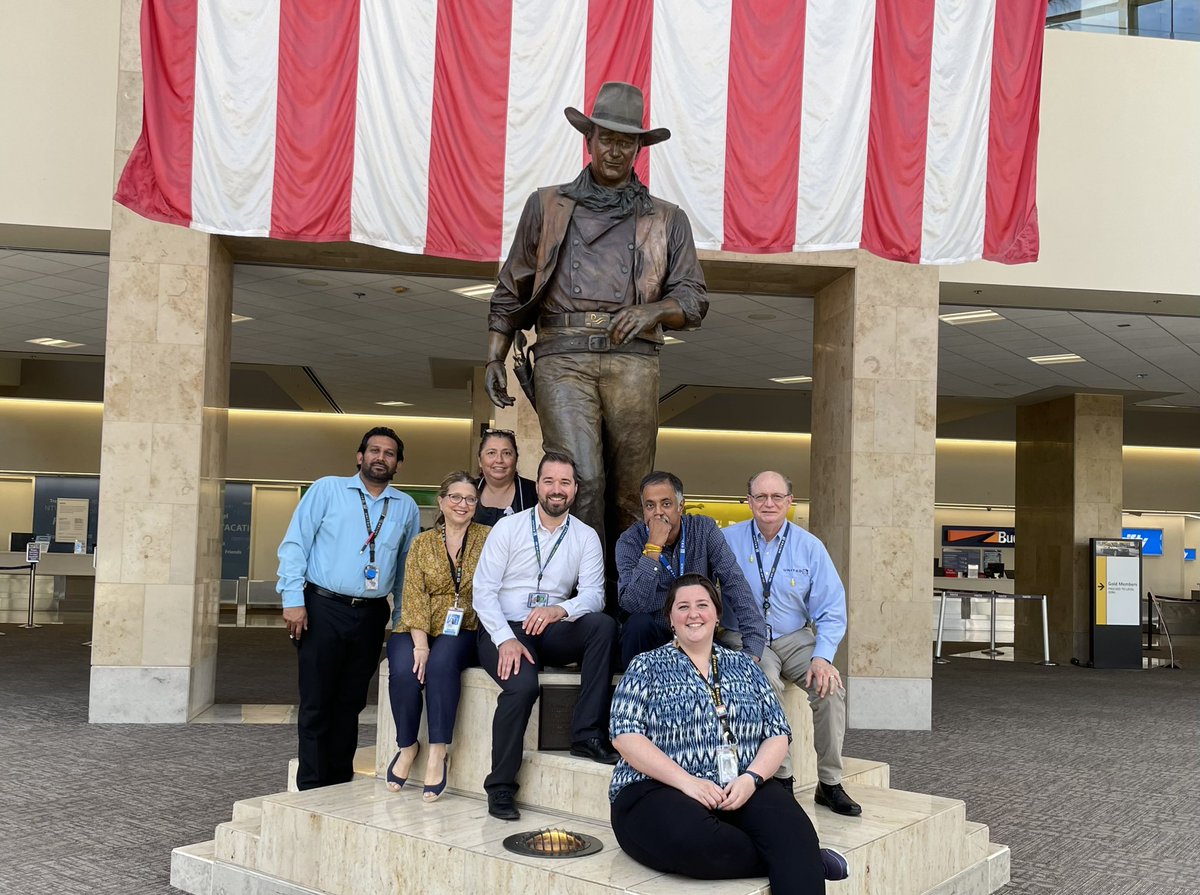 DustinBurtis's tweet photo. Howdy from SNA! We are excited to be supporting the best customer service tool in the industry-AOD! Team members from the AOD Q&amp;P and Command Center Team visited with our SNA colleagues to discuss AOD. Thanks for hosting us! #goodleadstheway @bosekrishnendu1 @Amy_Foutz @Vern_UAL https://t.co/QNdn83gmZt