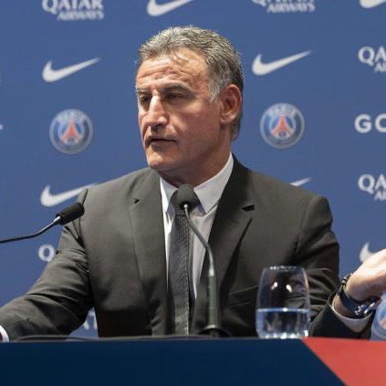 CanalSupporters's tweet image. 🎙 | On revient sur la conférence de presse de Christophe Galtier et les fameuses 3 recrues évoquées par le coach parisien dans le #LiveCS

➡️ Twitch.tv/canalsupporters

➡️ 

➡️ 

#PSG