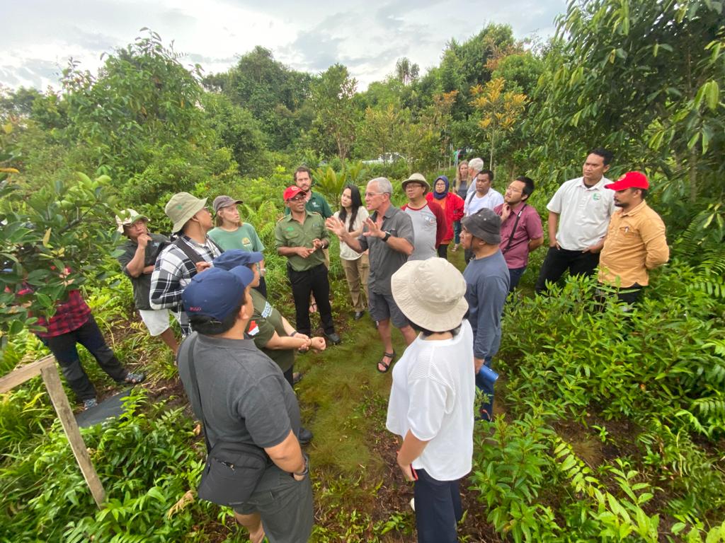 Tanah Air β tweet media