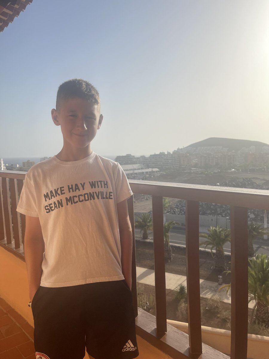 _beckygraham_'s tweet photo. @petermconville1 we are making hay in Tenerife 👍🏼 https://t.co/lT2HDVL2Bo