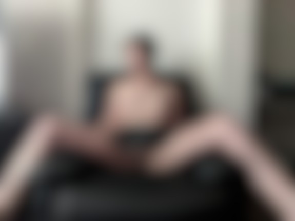 New photo up on Modelhub! This one is only for my Fan Club members. Sign up now: https://t.co/wn4DIHEaVx<a href="/tag/kitty"class="tags"><span>#kitty</span></a><a href="/tag/goddess"class="tags"><span>#goddess</span></a><a href="/tag/femdom"class="tags"><span>#femdom</span></a>