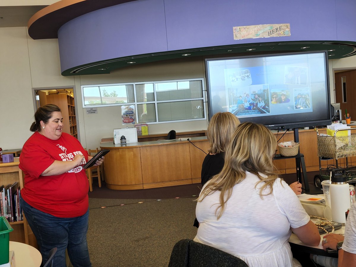 Love that our instructional coaches enjoy modeling for our staff, both returning and new, our wonderful technology resources as well as how it can be utilized to best meet the needs of our students! <a href="/emsisdits/">emsisdits</a> <a href="/EMSISD/">EMS ISD</a> #fundamental5 #courageouscoaching