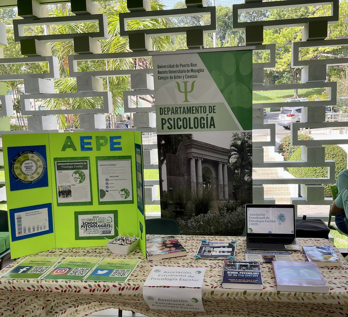 aepeuprm's tweet photo. 💚Prepa Week💚

Participando de la feria de asociaciones estudiantiles
#PrepaWeek2022 #UPRM #PrepaRum2022 https://t.co/71tBmkWJCe