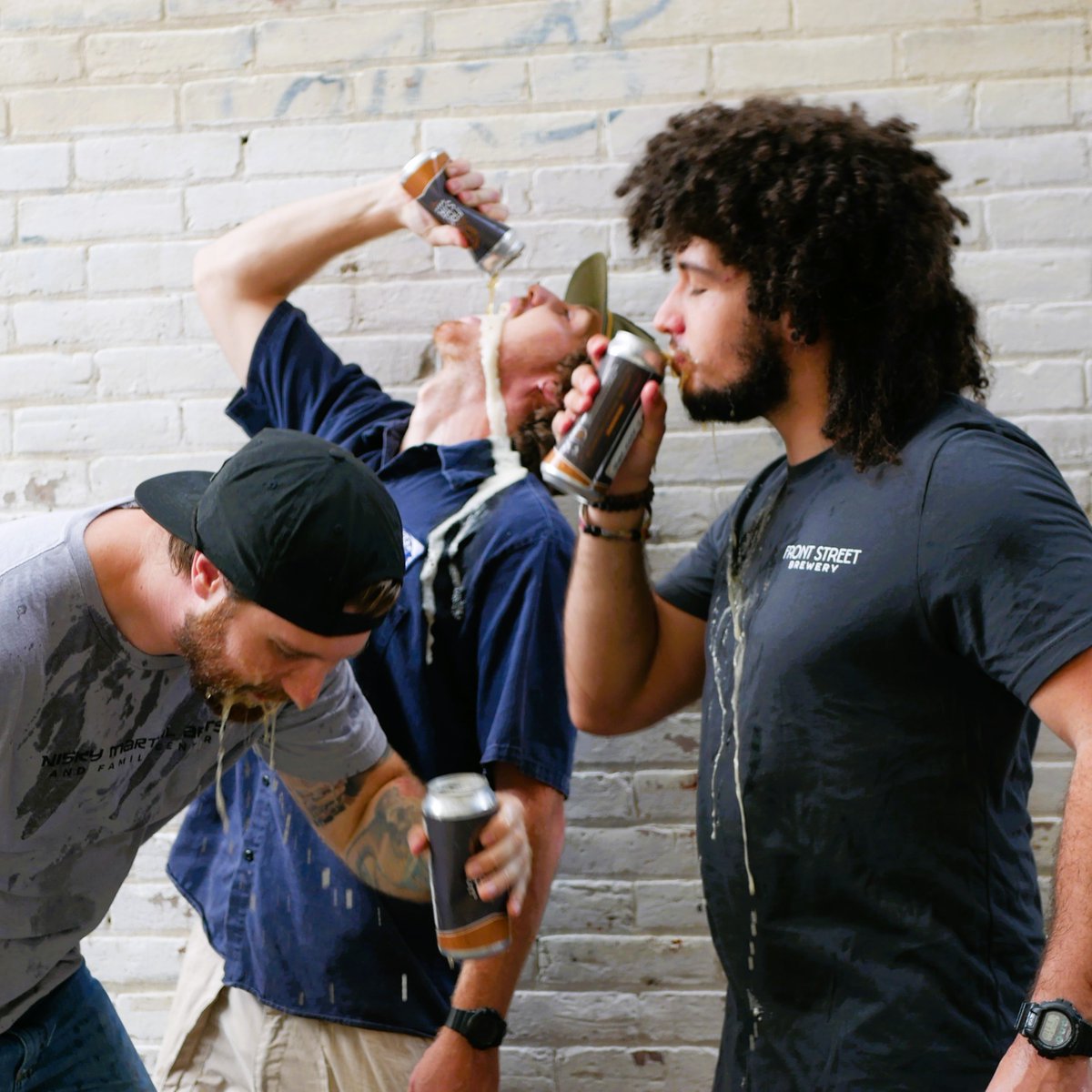 FrontStreetBrew's tweet image. HAPPY NATIONAL IPA DAY! Celebrate with cans of our Port City IPA, or come by and let us pour you a cold IPA on draft!

#IPA #NationalIPADay #FrontStreetBrewery #wilmingtonnc #ncbeer #craftbeer #craftonthecoast #capefearcraft #wilmingtoncoast