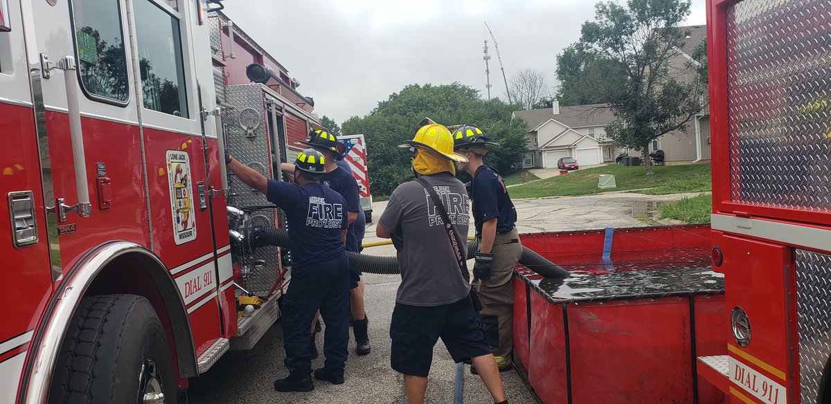 LoneJackFire's tweet image. C-Shift got in some pump training this morning, with emphasis on establishing a draft (pulling water from a water source vs using a fire hydrant). #drafting #pumpops #firefighting