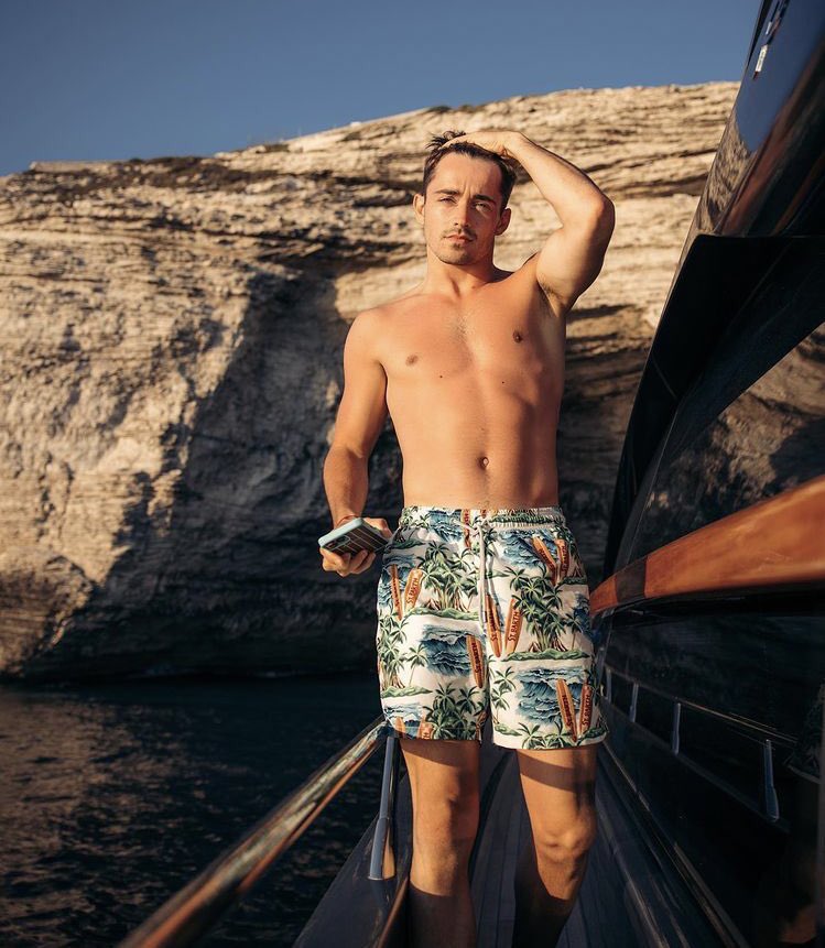 LeeYum Store tweet media