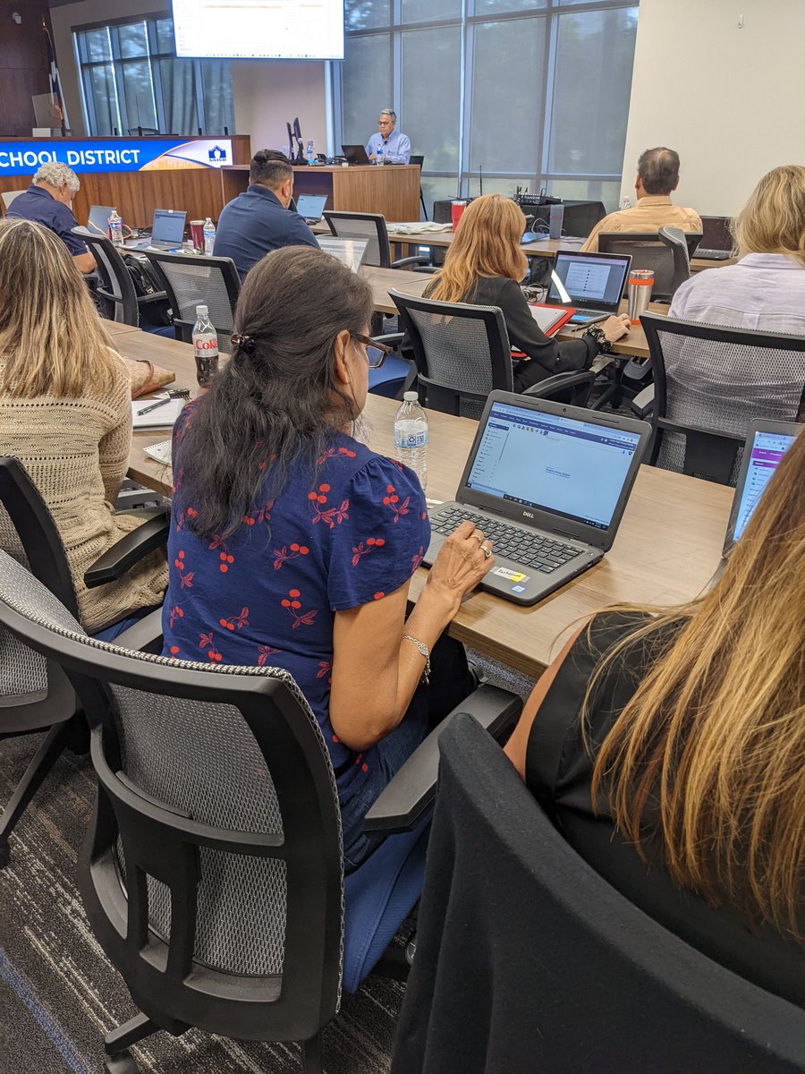 Library Media Services, SAISD tweet media