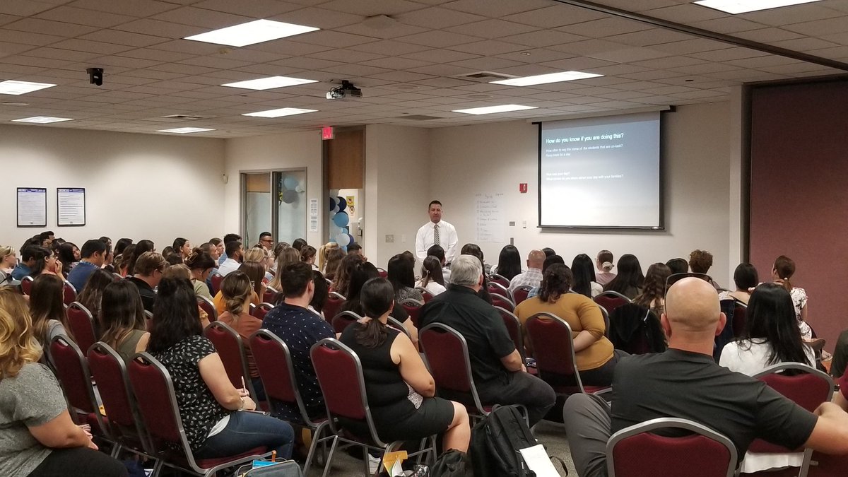 This morning #VUSDntw22 kicked off with breakfast provided by <a href="/VUTATeacher/">Visalia UTA</a> and continued with an awesome presentation about #classroommanagement from our Asst. Sup. of #Leadership and #Learning! These #neweducators are excited and prepped to tackle the new year.

#visaliausd